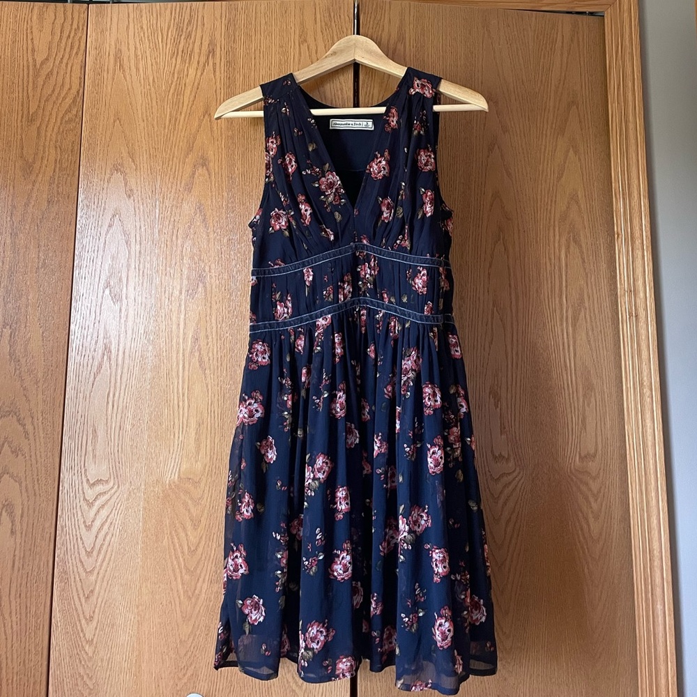 Abercrombie Plunge Floral Dress